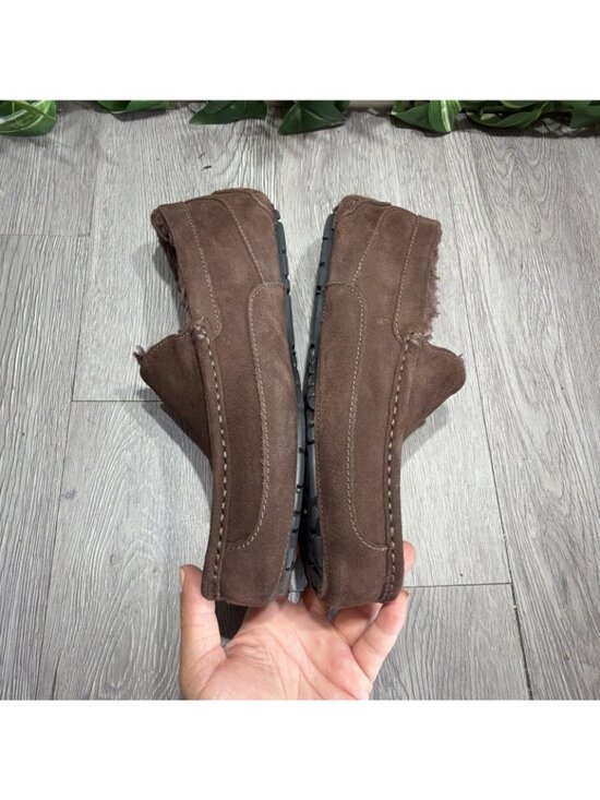 UGG Men\'s Brown Sheepskin Suede Slippers Moccasin Shoes Size 9 Comfort 1101110 main image 4